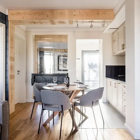 Monte Apartment